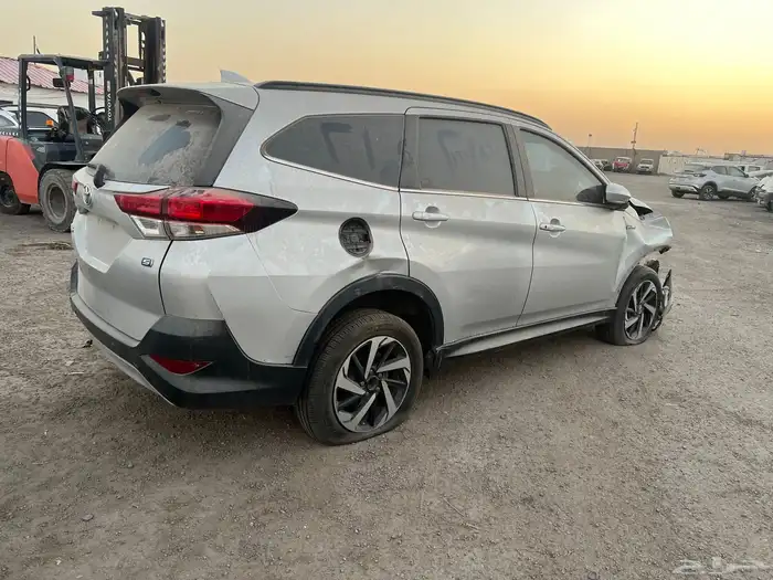 تويوتا راش 2021 مصدوم 6