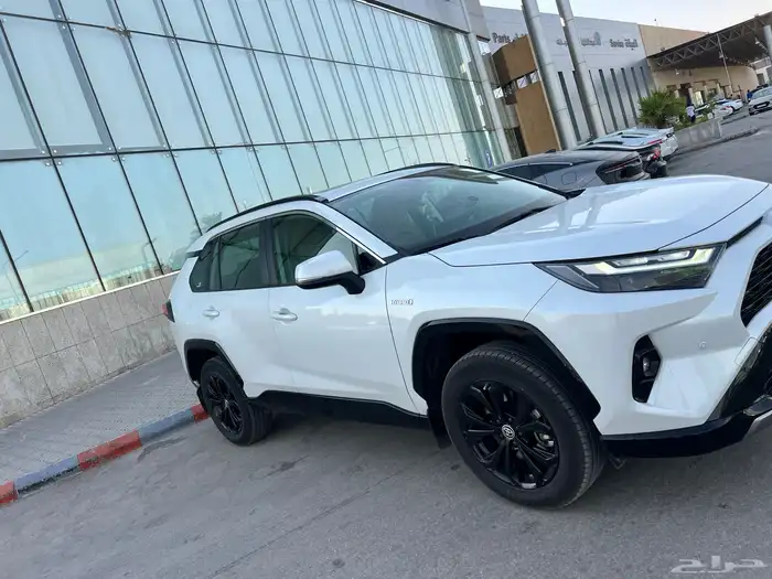 راف فور 2024 2