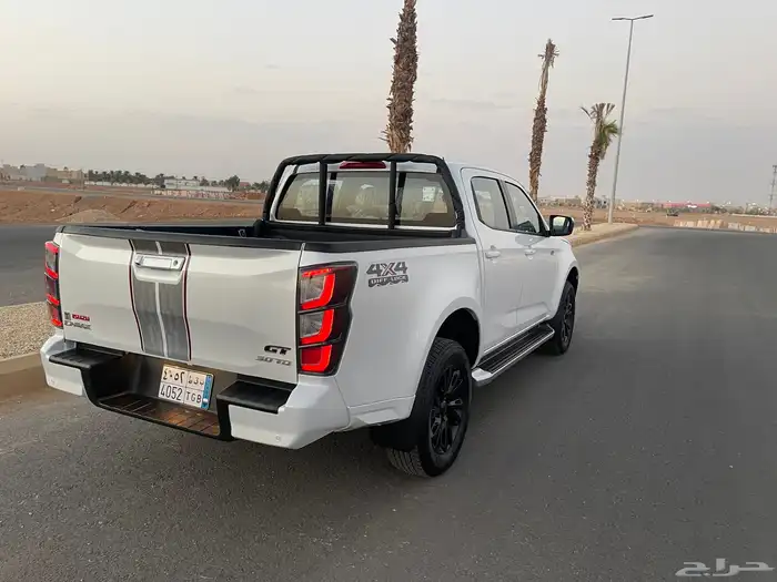 اسيوزو 2025 ديماكس جي تي فل كامل وكاله ماشي 6500 فقط 10