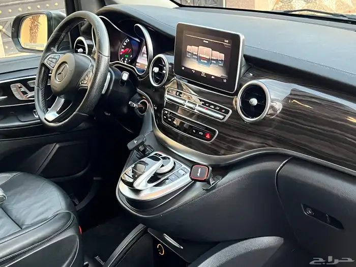 مرسيدس V250 2016 (بحالة ممتازة) 26