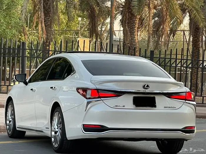 لكزس-2020-ES300h(ممشي88الف) 10