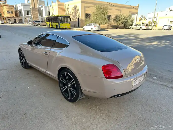 بنتلي جي تي 2008 3