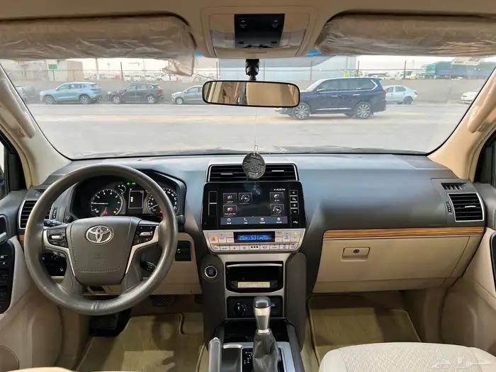 تويوتا برادو VX موديل 2022 11
