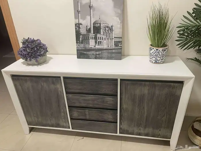 طاولة بلياردو وكنسول مدخل امريكي ومتفرقات 1