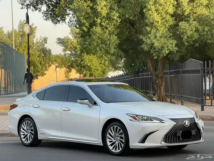 لكزس-2020-ES300h(ممشي88الف) 3