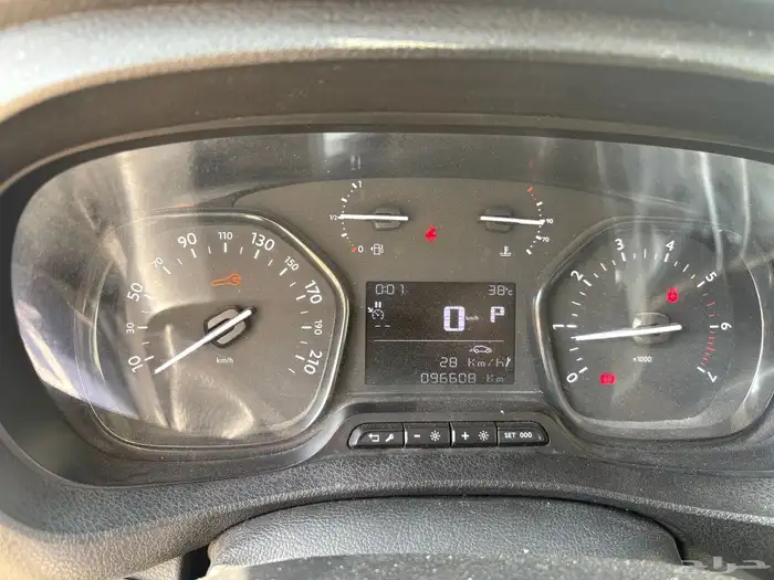 بيجو اكسبرت مديل 2019 ممشى 96 الف تماتيك 6