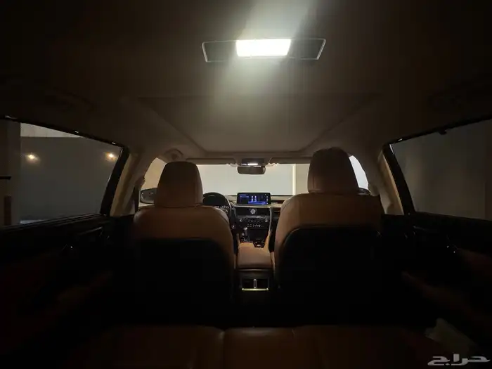 لكزس RX450h موديل 2020 9