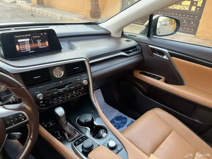 لكزس RX350 2017 (بحالة الوكالة) 14