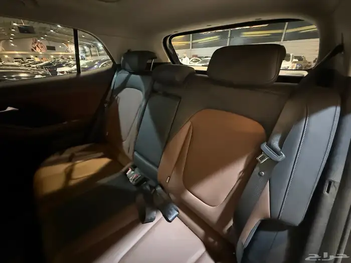 هيونداي كريتا 2023 فل كامل (( بحالة الوكالة )) 15