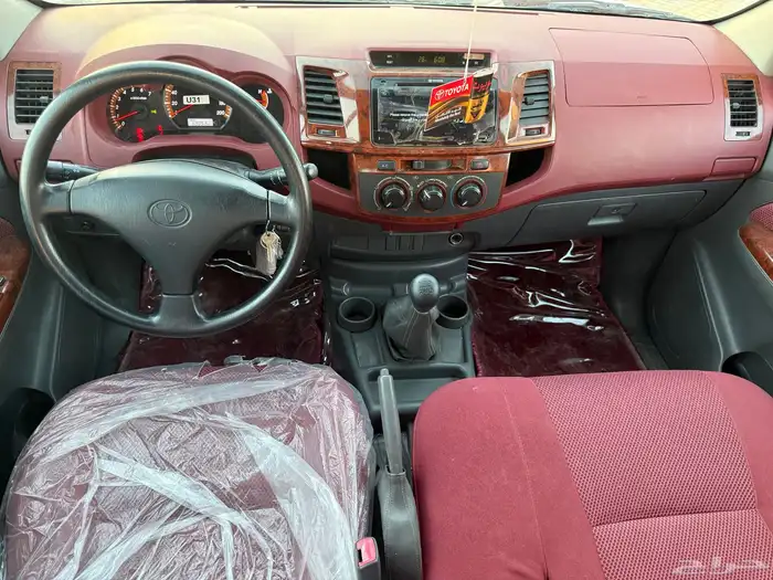 تويوتا هايلوكس 2014 غمارتين GLX سعودي مخزنه 26