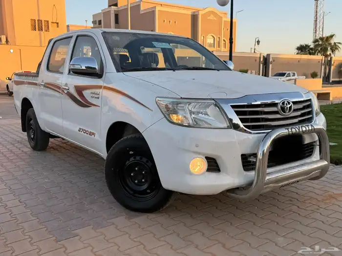 تويوتا هايلوكس 2014 غمارتين GLX سعودي مخزنه 1