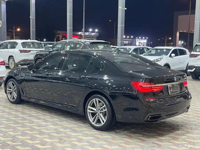 بي ام دبليو 740Li فل كامل كت ام موديل 2016 4