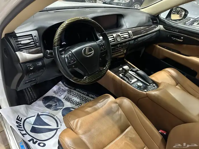 لكزس LS600 موديل 2015 فل كامل هايبرد 6