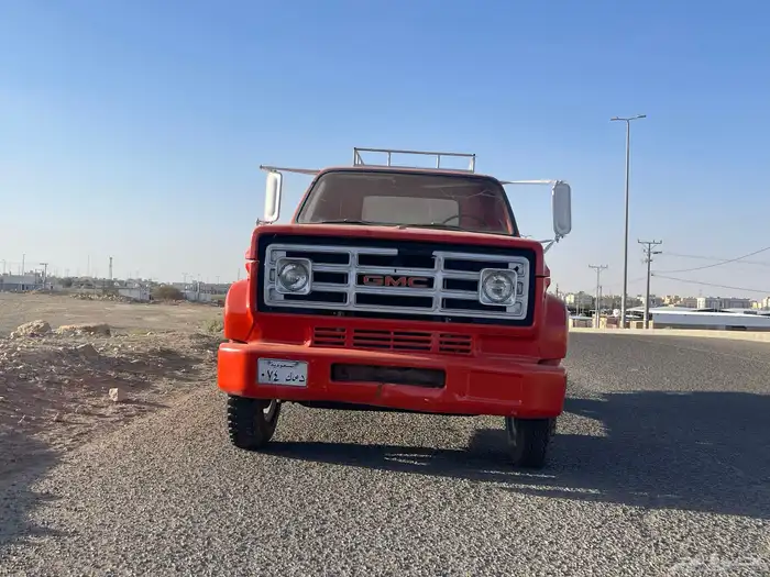 وايت جمس لوري 5