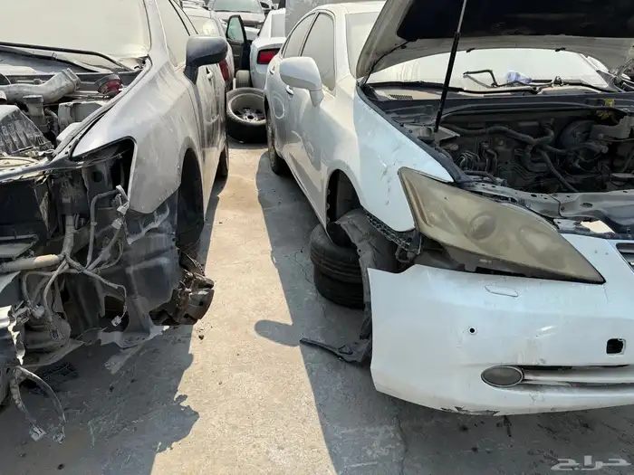 للبيع قطع غيار تشليح لكزس ES350 من مديل 2007-2012 2