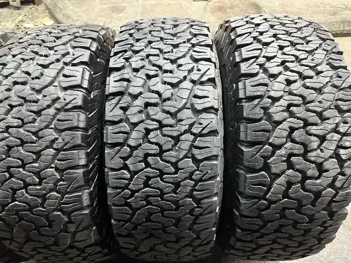 كفرات نص حجري بي اف قودرتش مقاس 315 70 17 0