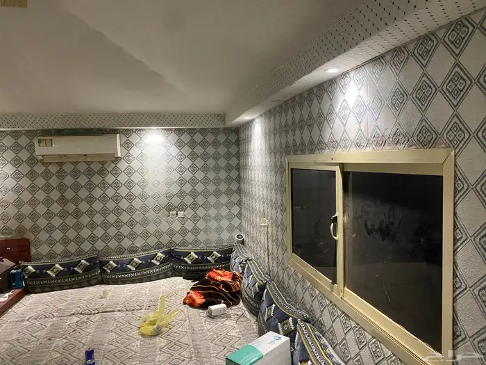بيت شعر ملكي 1