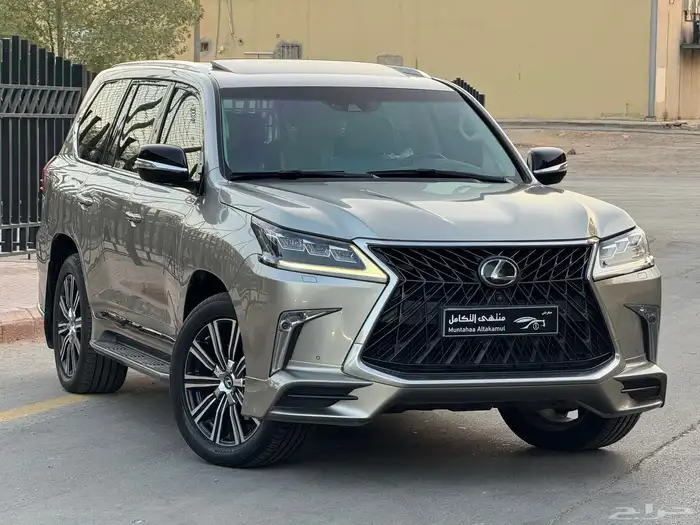 لكزس LX570 S 2019 8