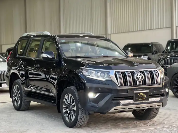 تويوتا برادو VX موديل 2022 1