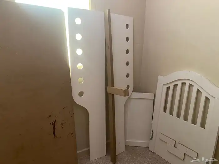 سرير اط  فال بحاله جيده استخدام شهر ونصف 4