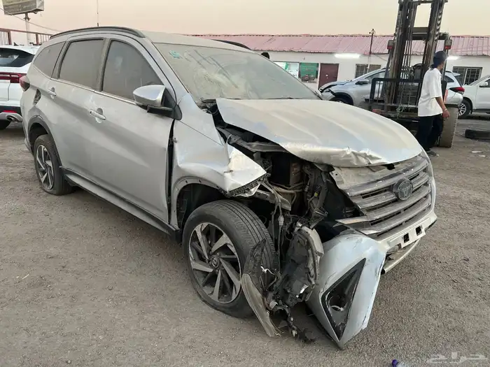 تويوتا راش 2021 مصدوم 3