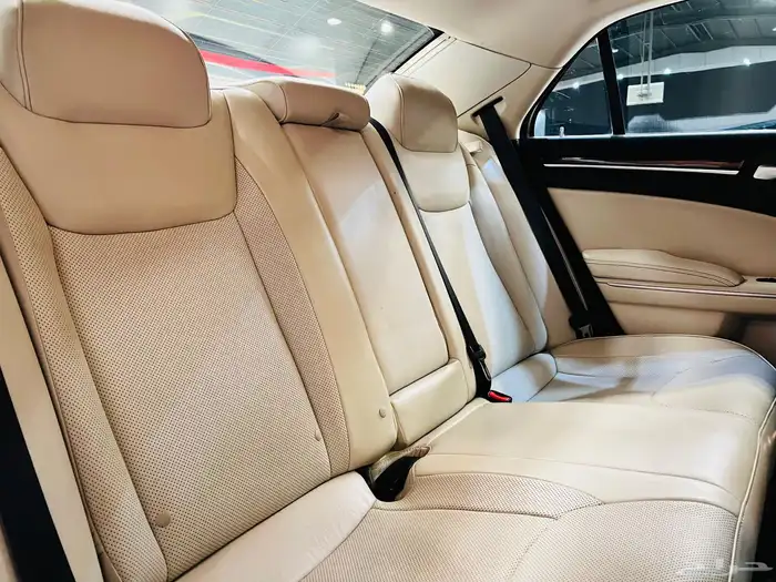 كرايزلر 2016 C300 فل الفل V6 (( عرض خاص )) 12