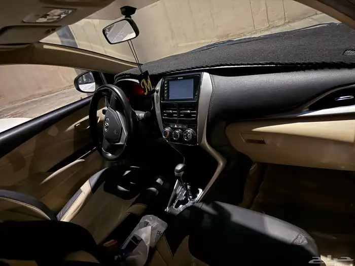 Yaris 2020 8