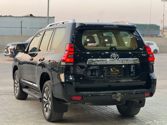 تويوتا برادو VX موديل 2022 6