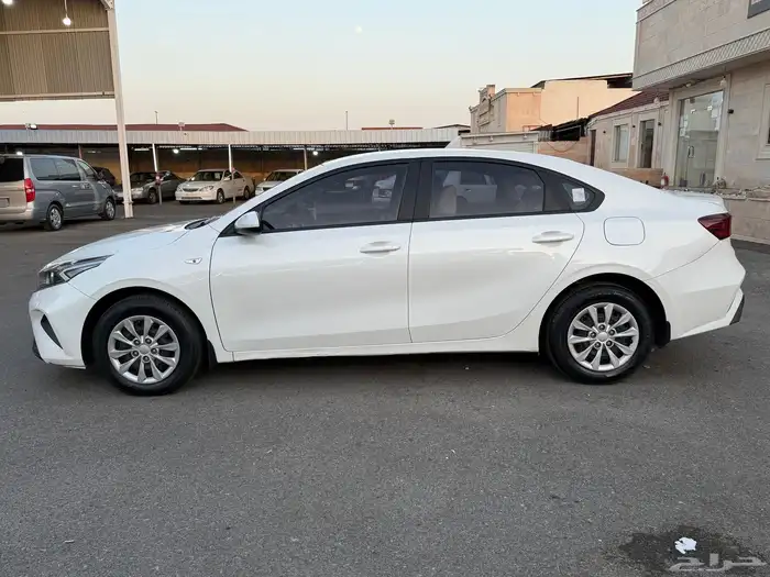 للبيع كيا سيراتو 2022 شرط 3