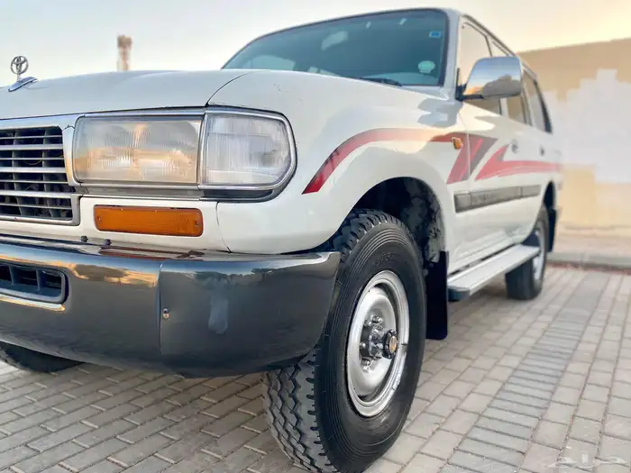 لندكروز 8