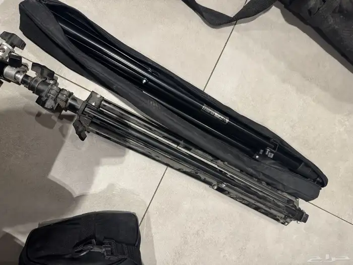 كاميرا كانون D60 مع ملحقات تصوير 6