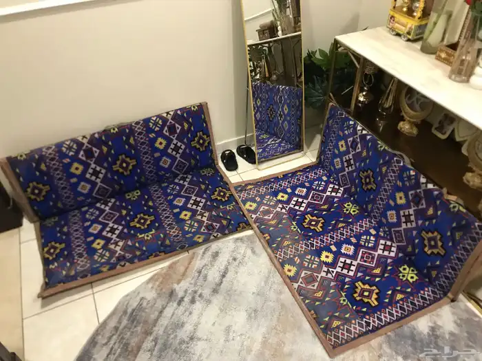للبيع جلسات 1