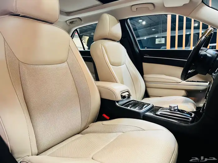 كرايزلر 2016 C300 فل الفل V6 (( عرض خاص )) 11