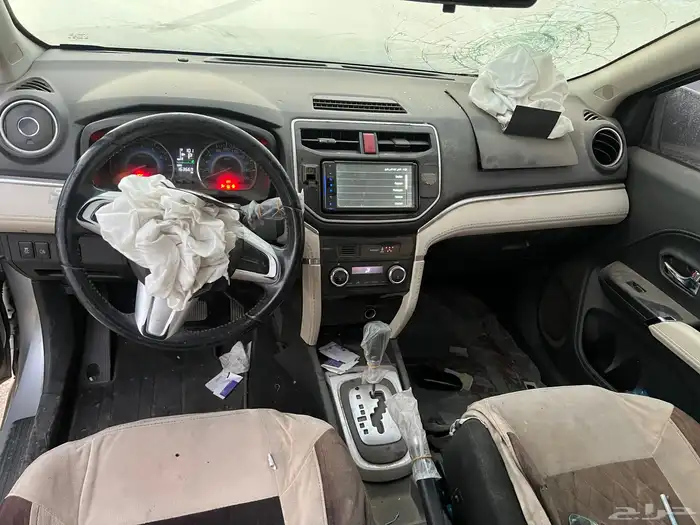 تويوتا راش 2021 مصدوم 13