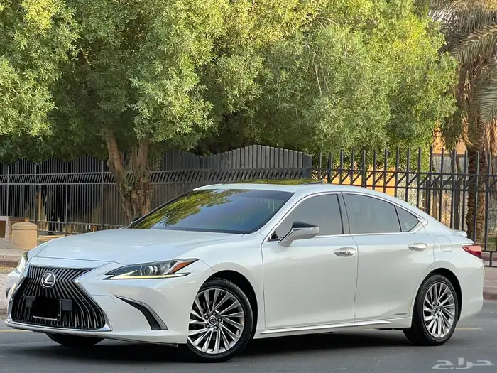 لكزس-2020-ES300h(ممشي88الف) 6