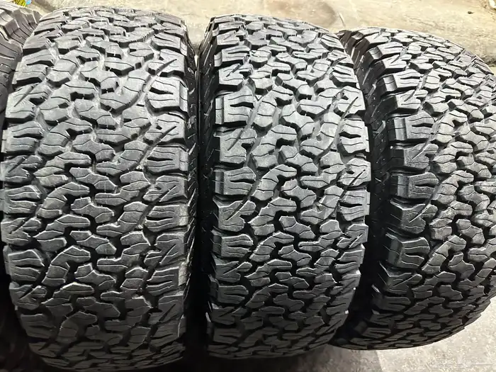 كفرات نص حجري بي اف قودرتش مقاس 315 70 17 2