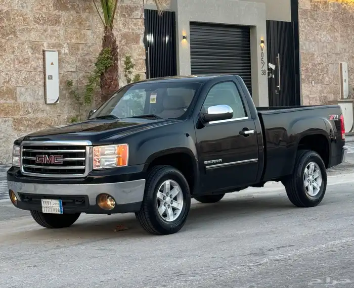 جمس سييرا 2013 اسود z71 - فل دبل 1