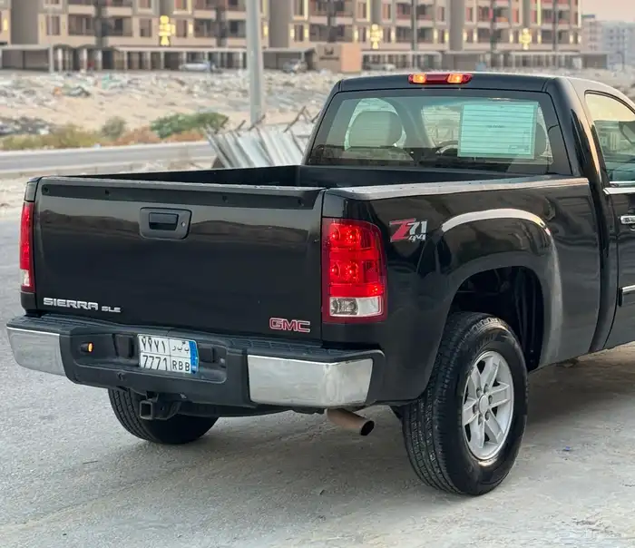جمس سييرا 2013 اسود z71 - فل دبل 3