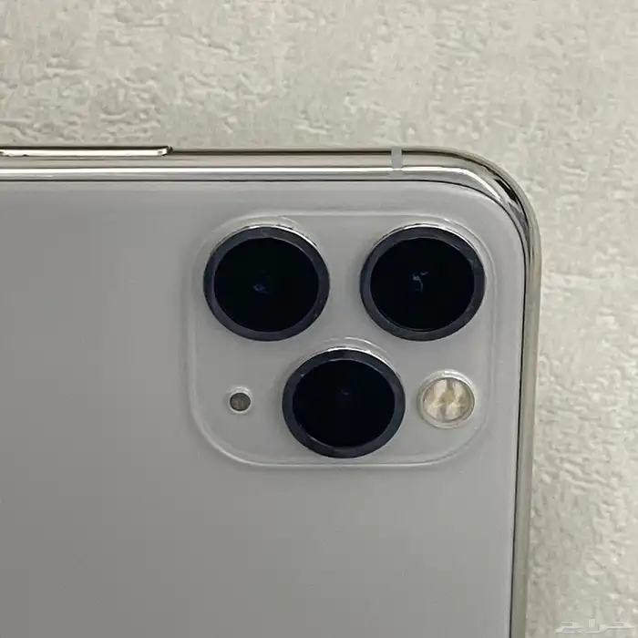 ايفون 11 pro نظيف 3