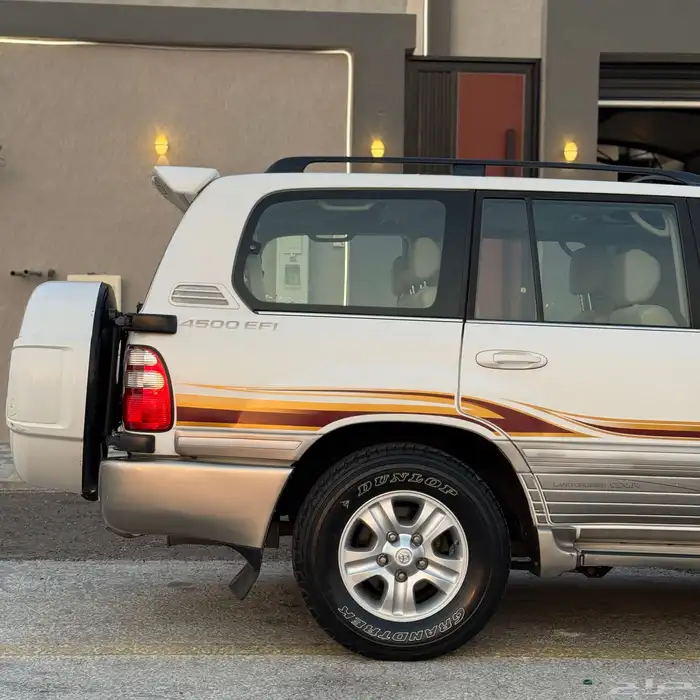 لاندكروزر GXR 2005 قير عادي سبير علاق فل - وكالة 21