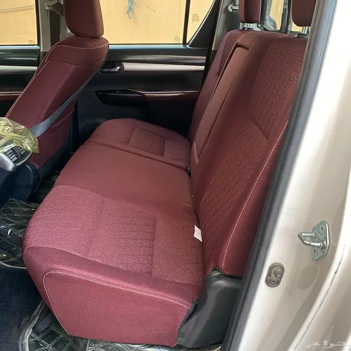 هايلوكس دبل2024 31