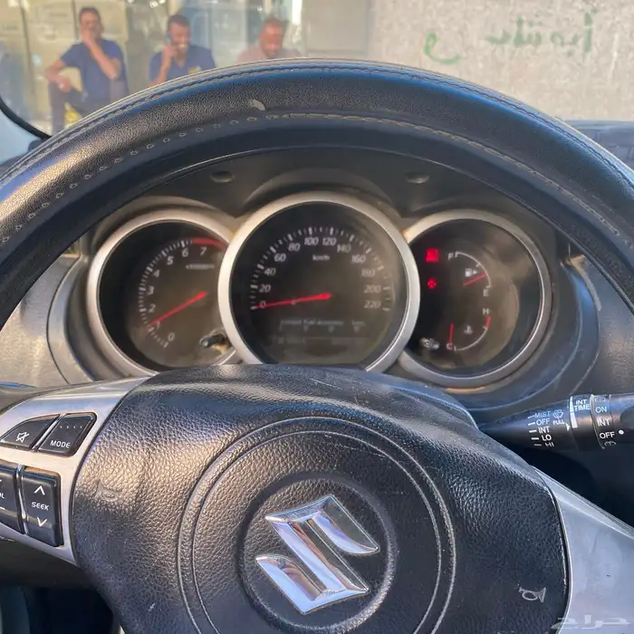 سوزوكي فيتارا دبل 2009 عادي 16