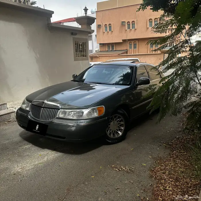 لنكولن تاون كار 2001 بيع او بدل 5