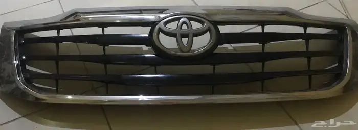 شبك مع العلامه أصلي هايلوكس من 12-15 3