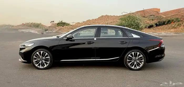كيا K8 بنورما 2022 - 4 سلندر فل كامل بحالة الوكاله للبيع 2