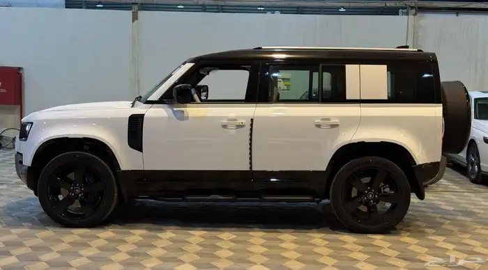 ديفندر HSE 110 فل كامل هيدروليك 2025 بسعر 388000 كاش 2