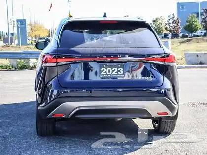 2023 Lexus RX 350h Executive Package فل 3