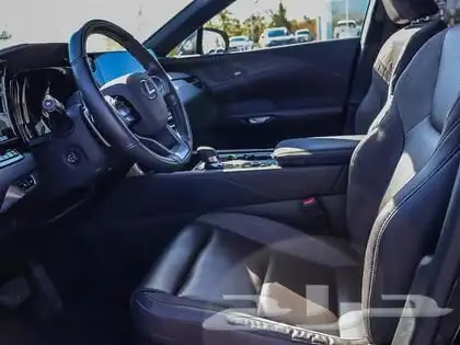 2023 Lexus RX 350h Executive Package فل 7