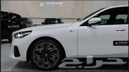 BMW 520i M Kit أقل سعر اقل دفعة أولى وأقل قسط شهري 2