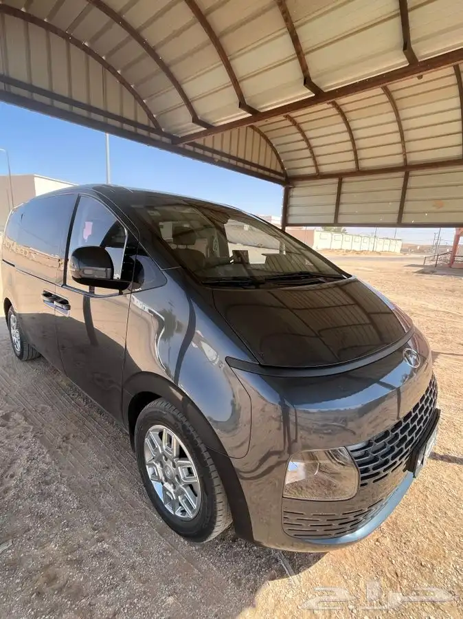 للبيع استاريا هونداي 11 راكب مديل2024 سرعه مفتوحه 2